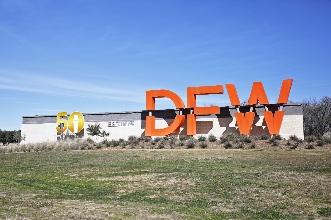 DFW Airport entrance – EMT Limo coverage area Dallas Fort Worth