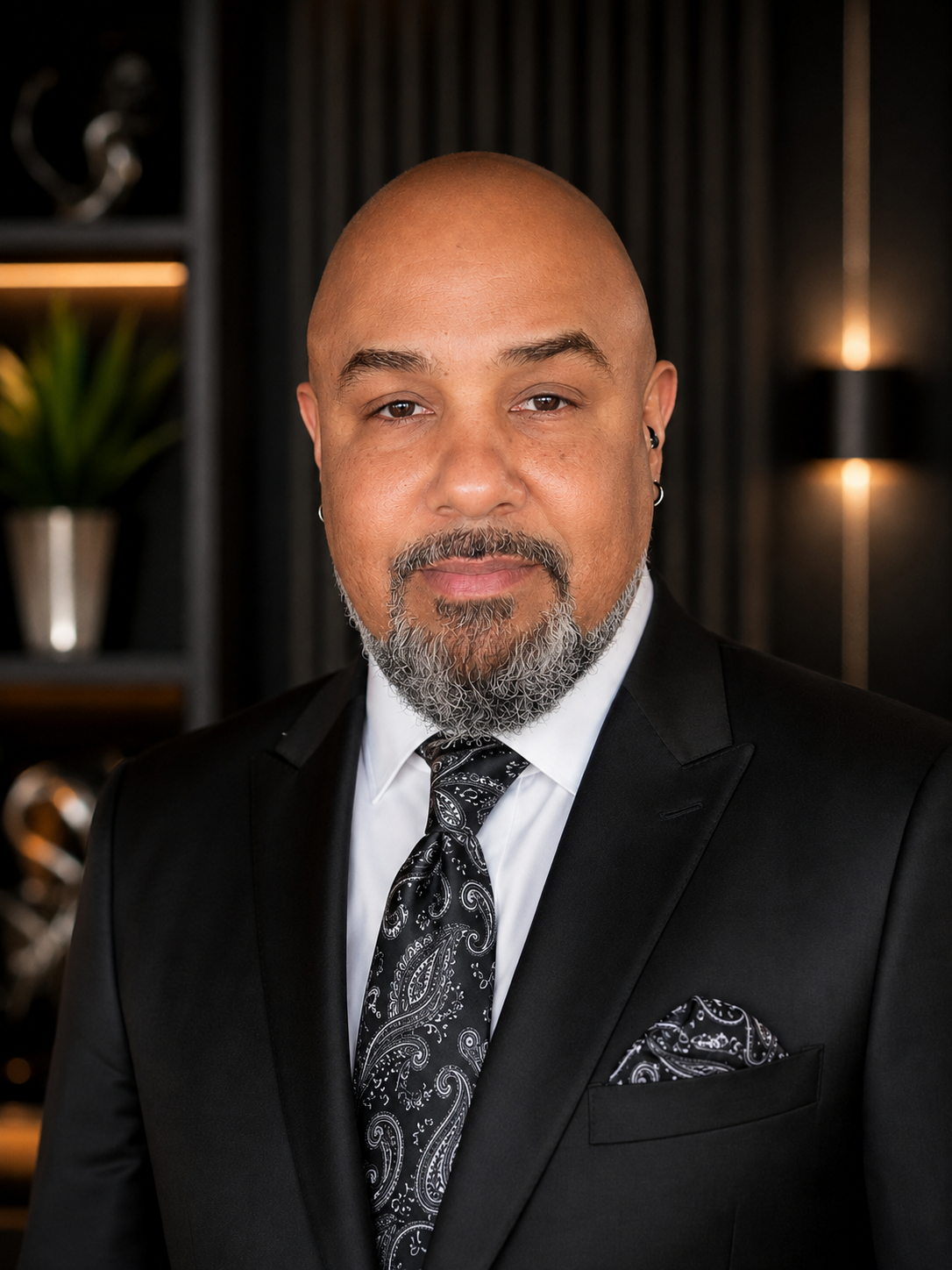 Michael Lindsey — Owner of EMT, Epic Mike's Transportation